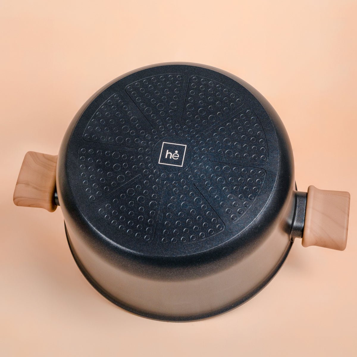 Titanium Non-Stick Soup Pot with Lid (24cm)