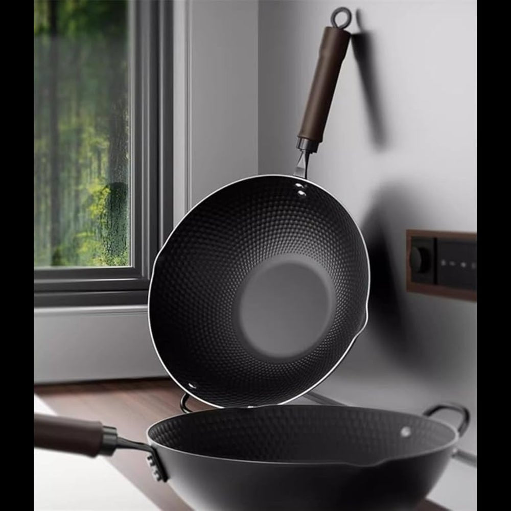 Traditional Uncoated Iron Wok with Wooden Handle & Glass Lid (30cm)